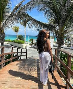 667519745: Chica busca chico en Albacete