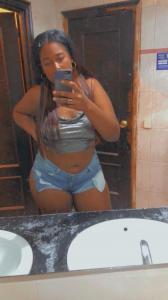 Chica busca chico en Cádiz: 