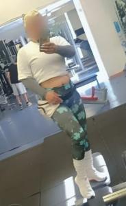 631089351: Chica busca chico en Barcelona