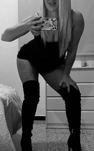 Chica busca chico en Tenerife: 