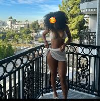 614792984: Chica busca chico en Gerona