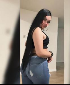 672886635: Chica busca chico en Navarra