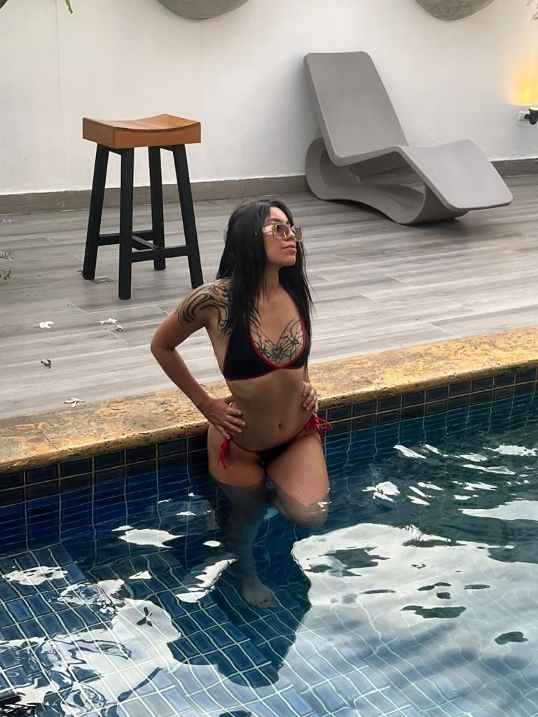 632746174: Chica busca chico en Tenerife