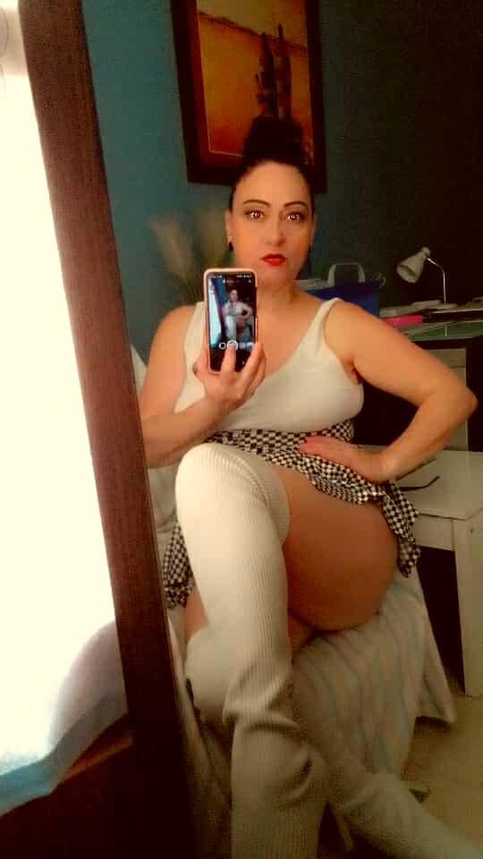 632565484: Chica busca chico en Tarragona