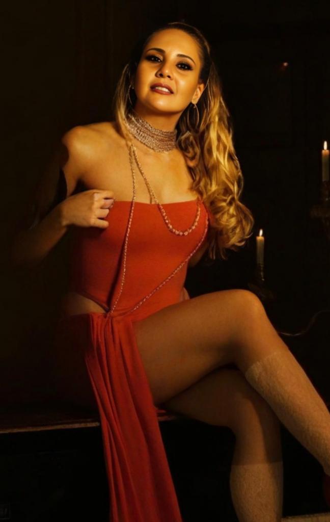 643670381: Chica busca chico en Álava