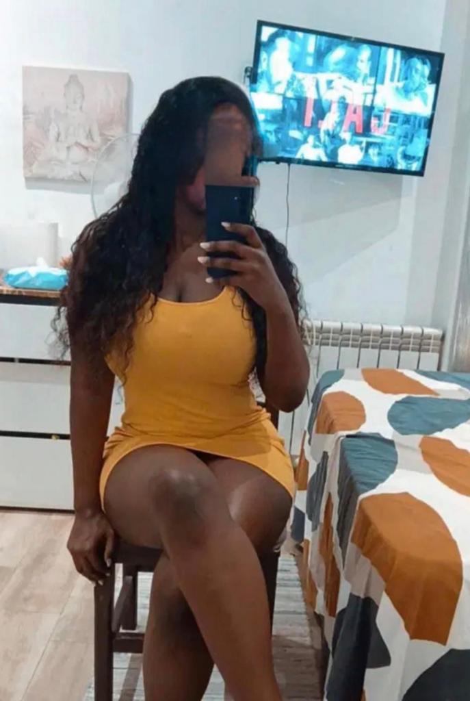 Chica busca chico en La Coruña: 