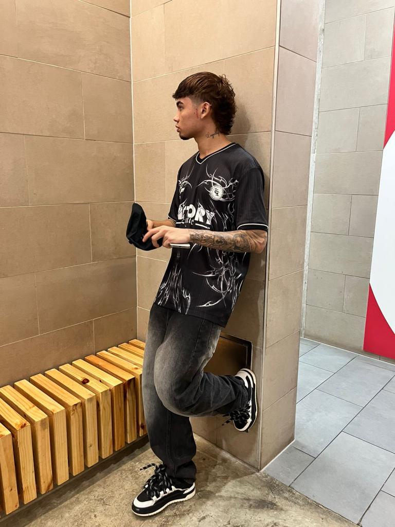 Chico busca chica en Valencia: 