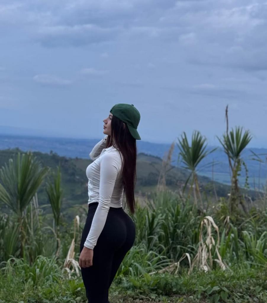 Chica busca chico en Cádiz: 