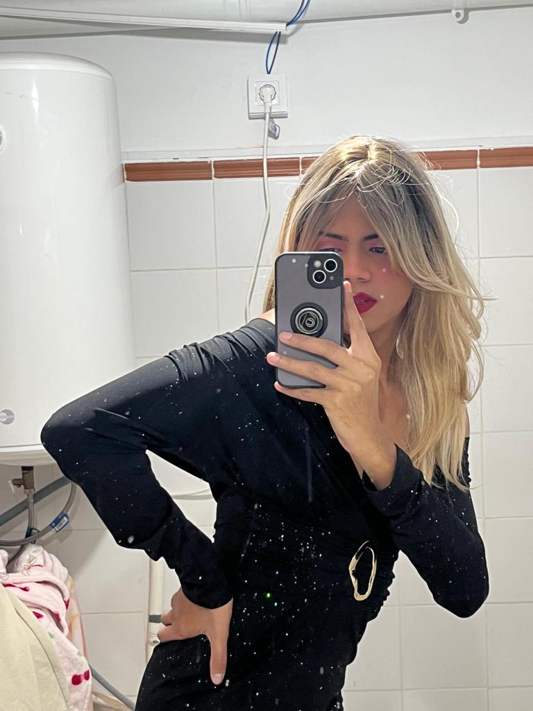 632369879: Transexual en Barcelona