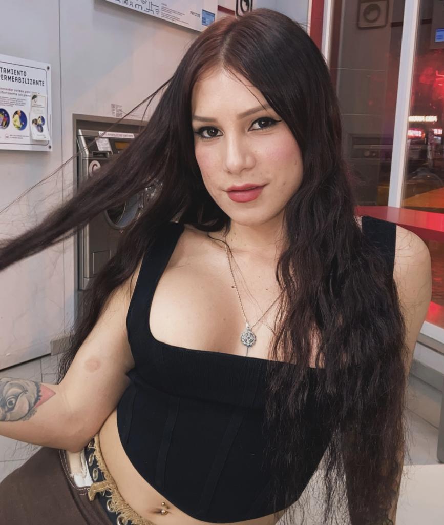 632571423: Transexual en Barcelona