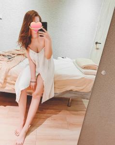 653210666: Chica busca chico en Barcelona