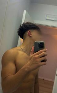 634065357: Chico busca chica en Gerona