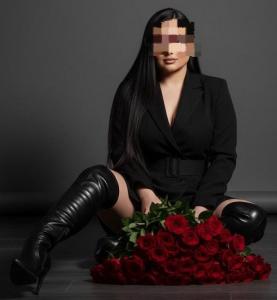 661119281: Chica busca chico en Lugo