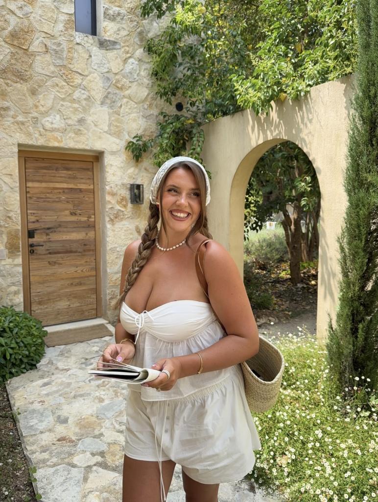 633056871: Chica busca chico en Málaga