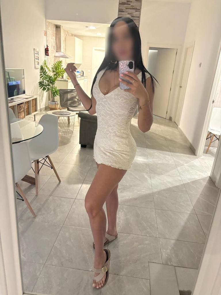 674828388: Chica busca chico en Málaga