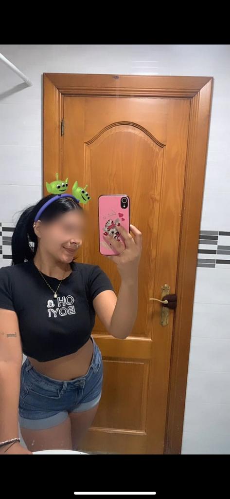605487093: Chica busca chico en Granada