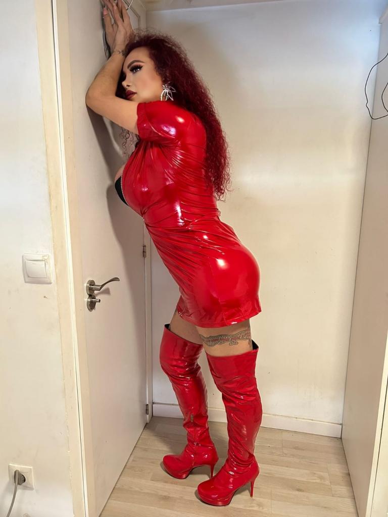 666524529: Travesti en Madrid