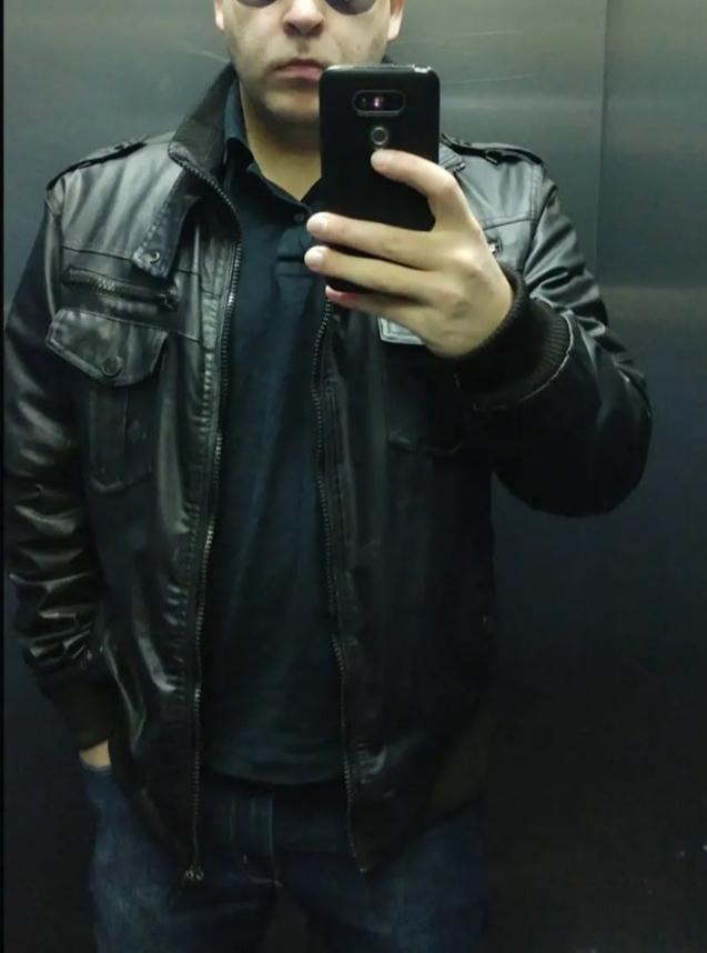 Chico busca chica en La Coruña: 