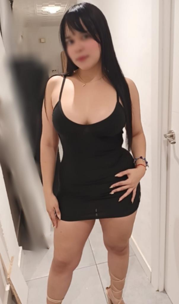 664243939: Chica busca chico en Granada
