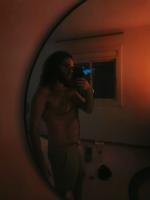 631816810: Chico busca chica en Barcelona