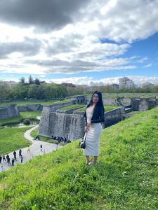 631742240: Chica busca chico en Madrid