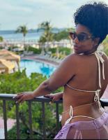 613342899: Chica busca chico en La Coruña