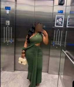 647619272: Chica busca chico en Granada