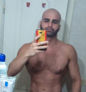 Chico busca chica en Melilla: 