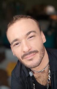 672036769: Chico busca chica en Barcelona