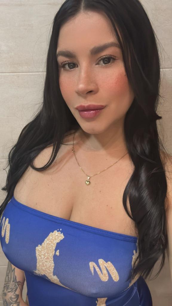 631092070: Chica busca chico en Murcia