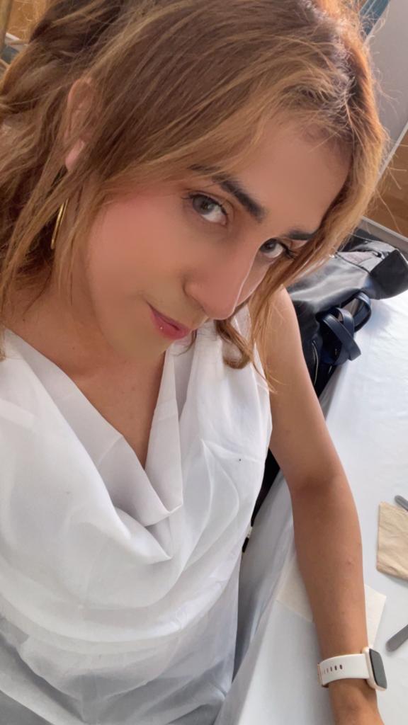 613840770: Transexual en León