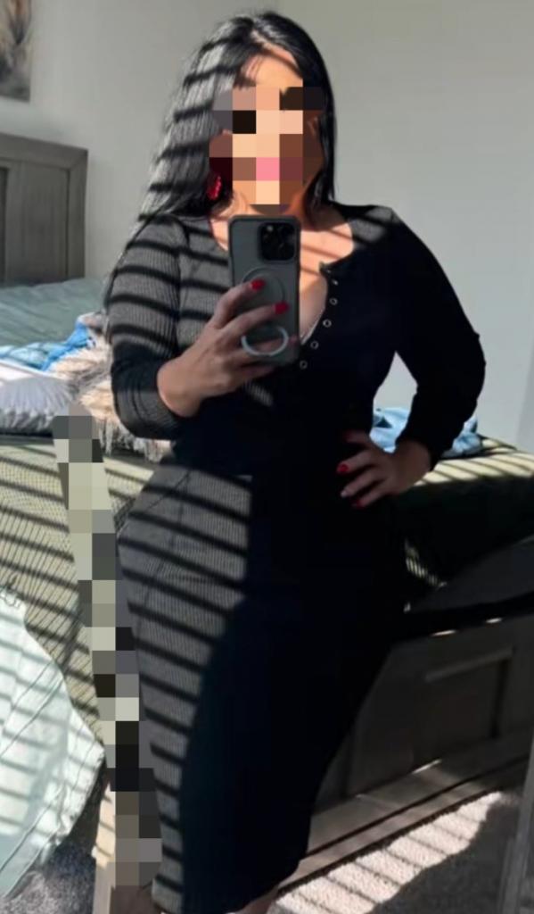 632684459: Chica busca chico en Orense