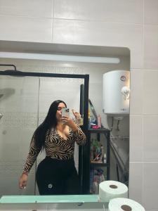 656538985: Chica busca chico en Sevilla