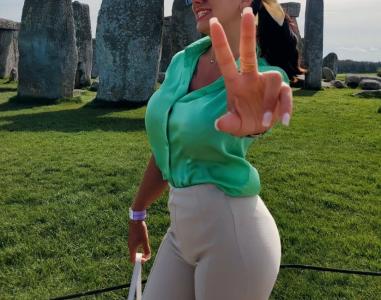 613882978: Chica busca chico en Lugo