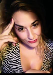 620409618: Chica busca chico en Valencia