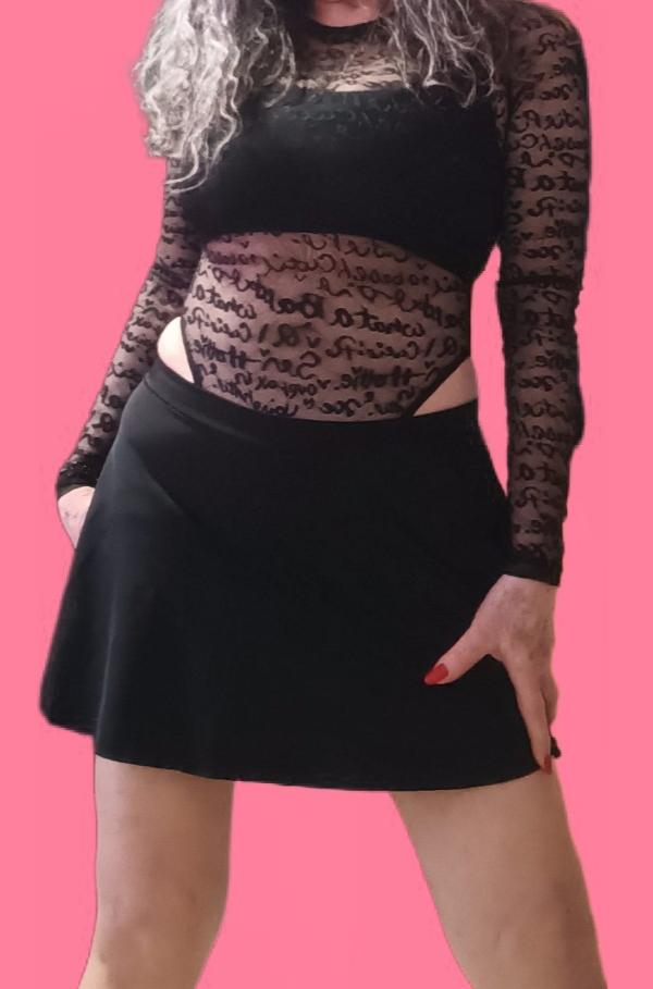 631748601: Chica busca chico en Almería