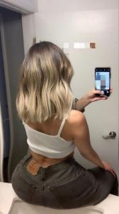 699855359: Chica busca chico en Gerona