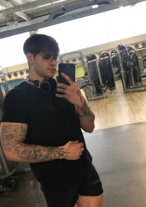 Chico busca chica en Lugo: 