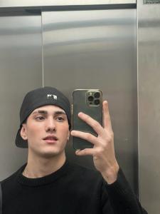 604385797: Chico busca chica en Madrid