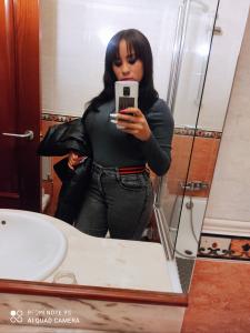 662478876: Chica busca chico en Barcelona