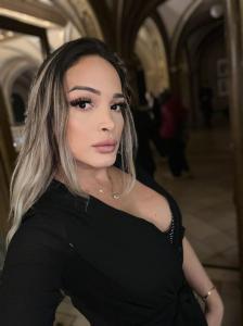 647309091: Chica busca chico en Las Palmas