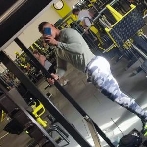 Chico busca chica en Valencia: 