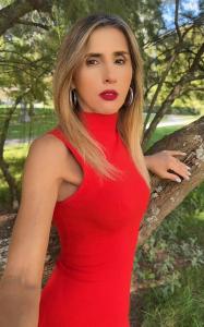 613209854: Chica busca chico en Navarra