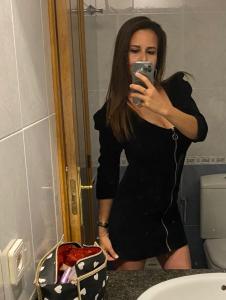 687486392: Chica busca chico en Madrid
