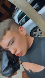 Chico busca chica en Málaga: 