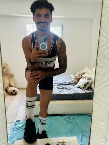 Chico busca chica en Mallorca: 