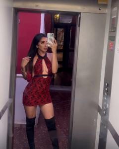 672317197: Transexual en León