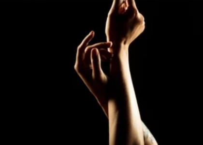 604178000: Chica busca chico en La Coruña