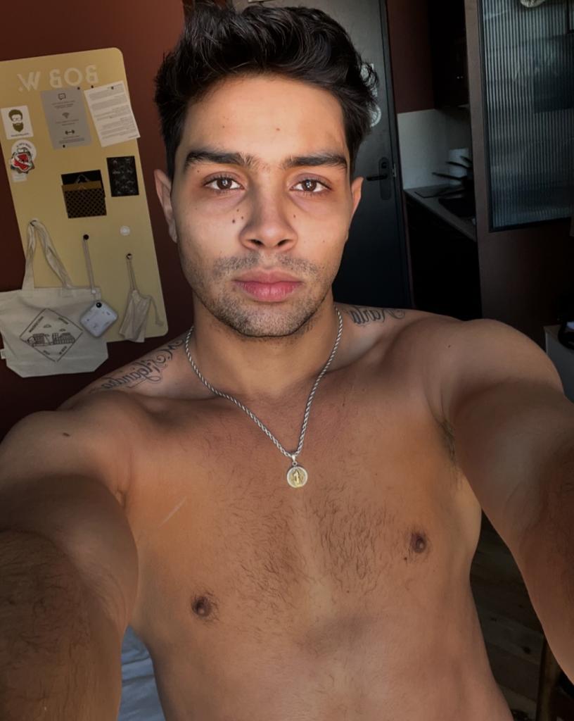 645368094: Chico busca chica en Madrid