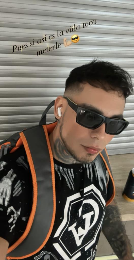 Chico busca chica en Sevilla: 